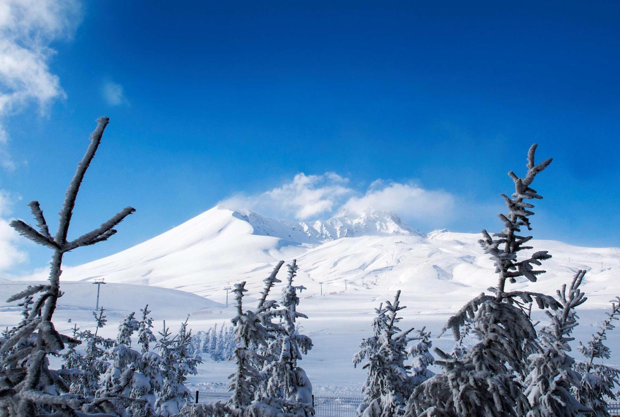 Radisson Blu Hotel, Mount Erciyes Екстериор снимка